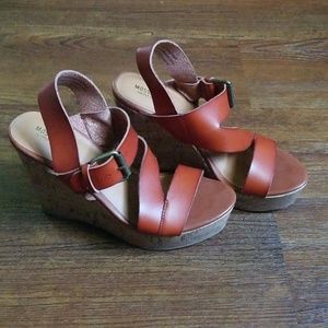 Brown wedges